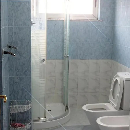 Ena Apartment *